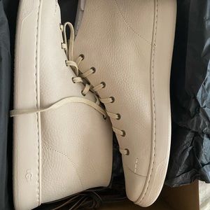 Brand New Unworn UGG Pismo Sneaker